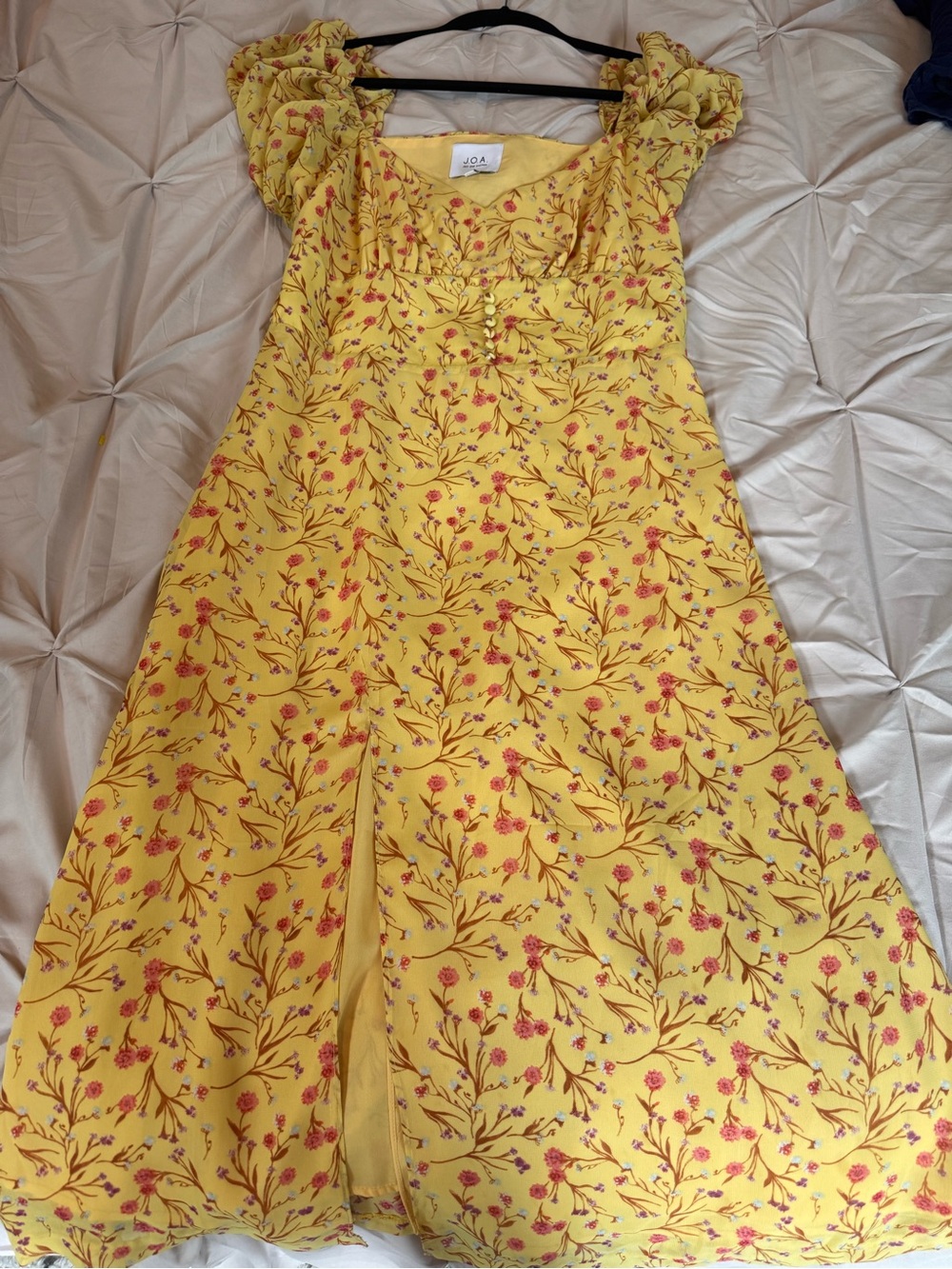 J.O.A. Yellow Floral Puff Sleeve Midi Dress - Size L romantic summer vacation